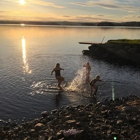 Sjolyst, Lakeside Near For 8 Persons